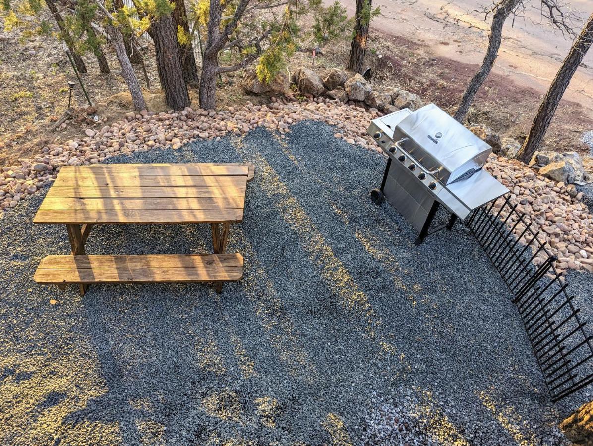 Hillside Hangout 3Bd/2Ba, Elevated Deck Sunsets Pinetop-Lakeside Exterior photo